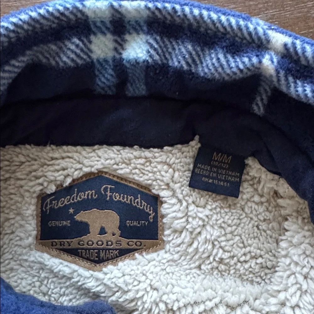Size M (10-12) Freed Foundry blue plaid fleece Sherpa lined Shacket jacket
